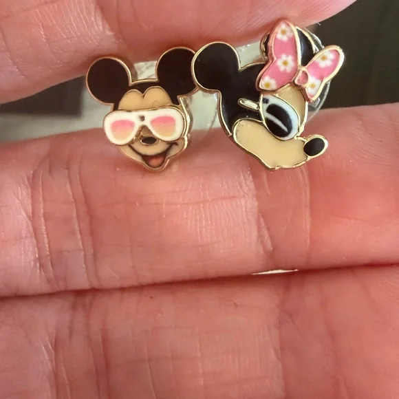 Disney baublebar earrings- - Picture 8 of 13